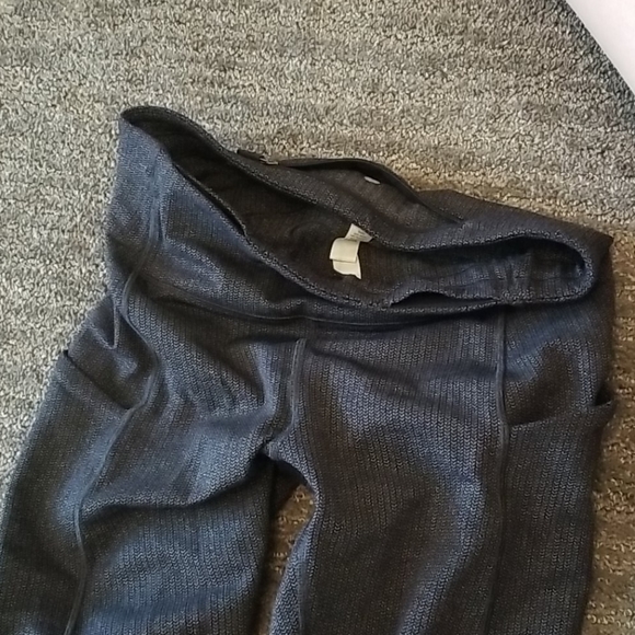Lululemon leggings - Picture 3 of 5